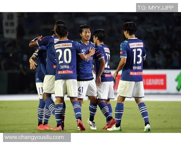 川崎前锋与浦和红钻历史交锋记录分析与战绩回顾