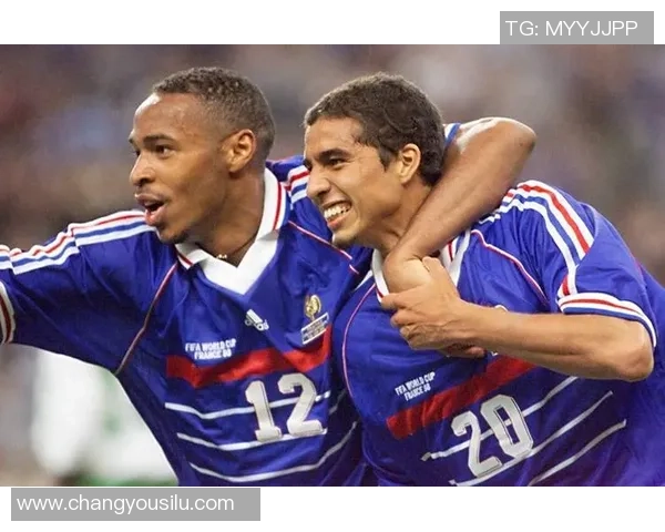 卡佩罗心目中的最佳阵容，6人来自米兰，2国有3人当选，竟无双骄